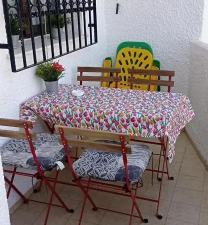 Oasis Park Daire Denia