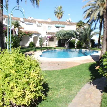 Oasis Park Daire Denia